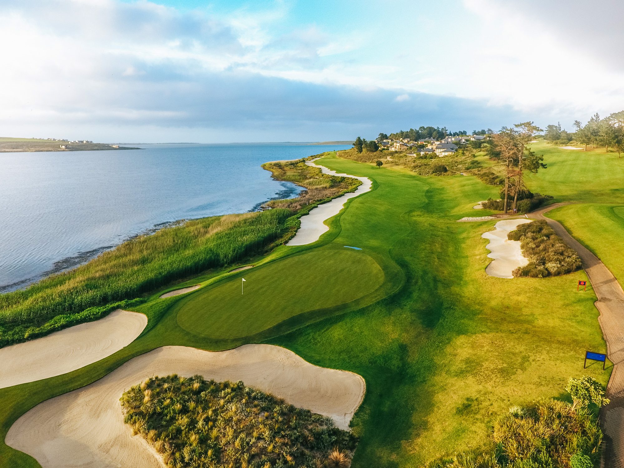 The Arabella golf course between the mountains and the Bot River lagoon